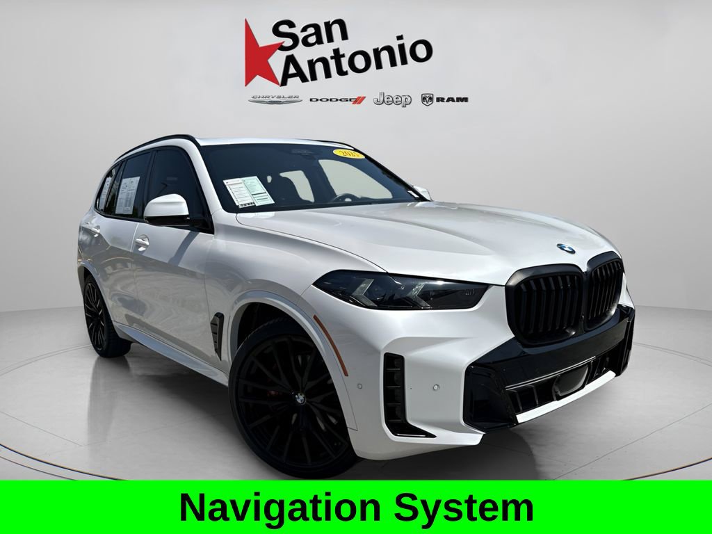 Used 2025 BMW X5 xDrive40i w/ M Sport Package AWD/4WD image 2