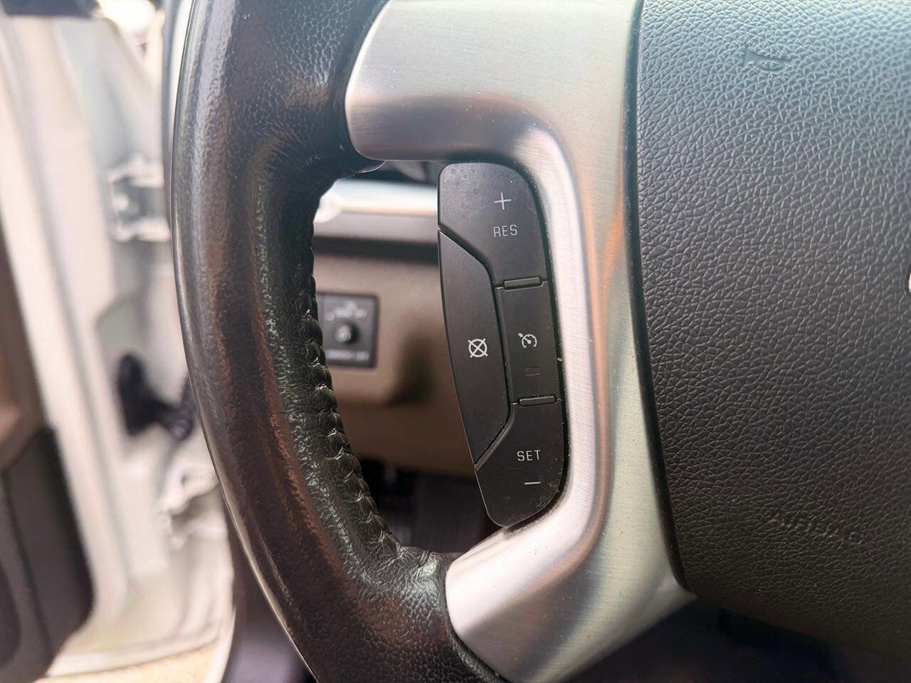 Used 2014 GMC Acadia SLT AWD/4WD image 22