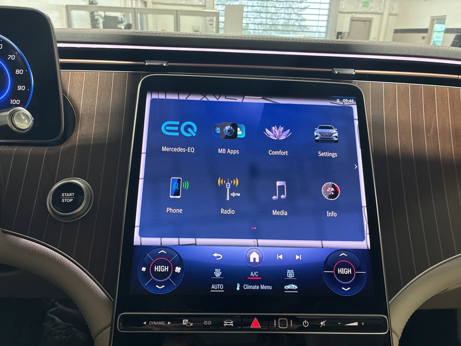 Used 2023 Mercedes-Benz EQS 450+ 4MATIC SUV image 22