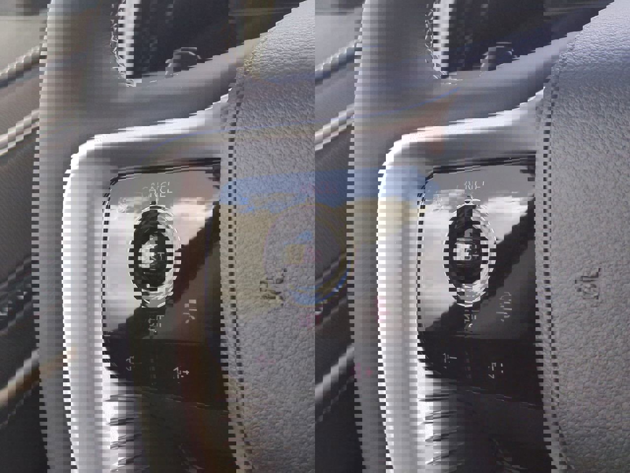 New 2026 INFINITI QX80 Luxe w/ Cargo Package image 25