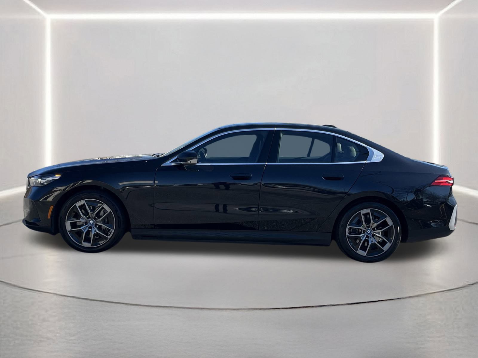 Used 2025 BMW i5 eDrive40i image 23