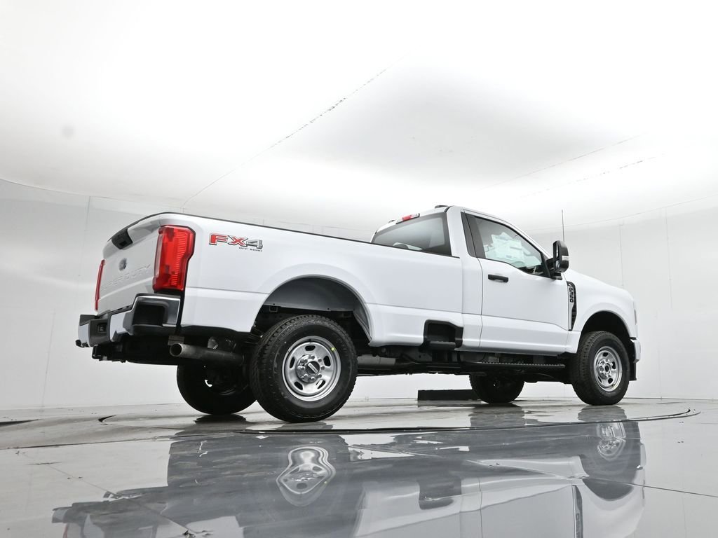 New 2026 Ford F350 XL w/ FX4 Off-Road Package AWD/4WD image 43