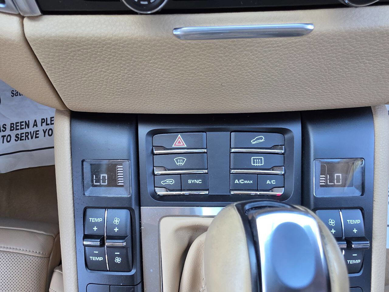 Used 2015 Porsche Macan S w/ Premium Package Plus image 19