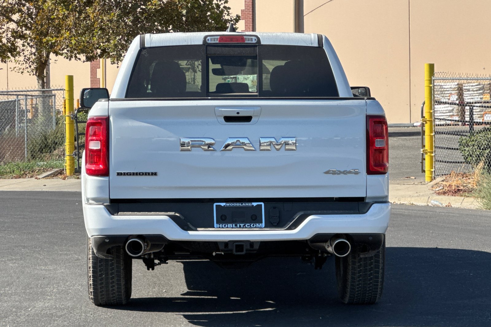 New 2027 RAM 1500 4x4 Crew Cab image 4