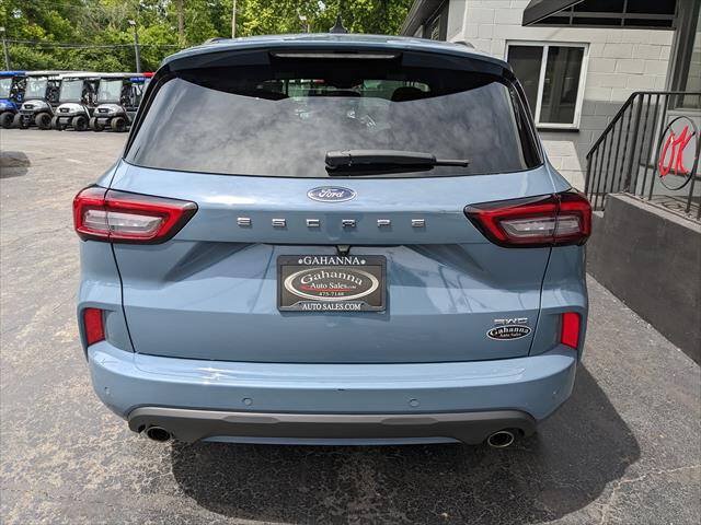 Used 2024 Ford Escape ST-Line w/ Tech Pack #1 AWD/4WD image 4