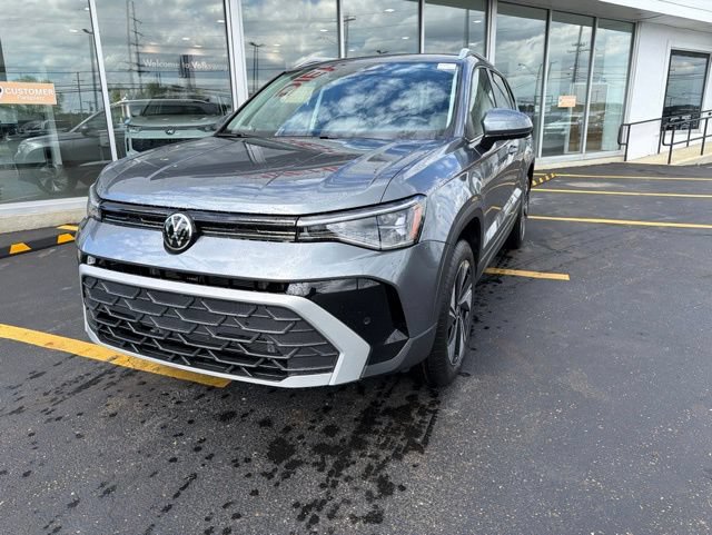 New 2026 Volkswagen Taos SE AWD/4WD image 10