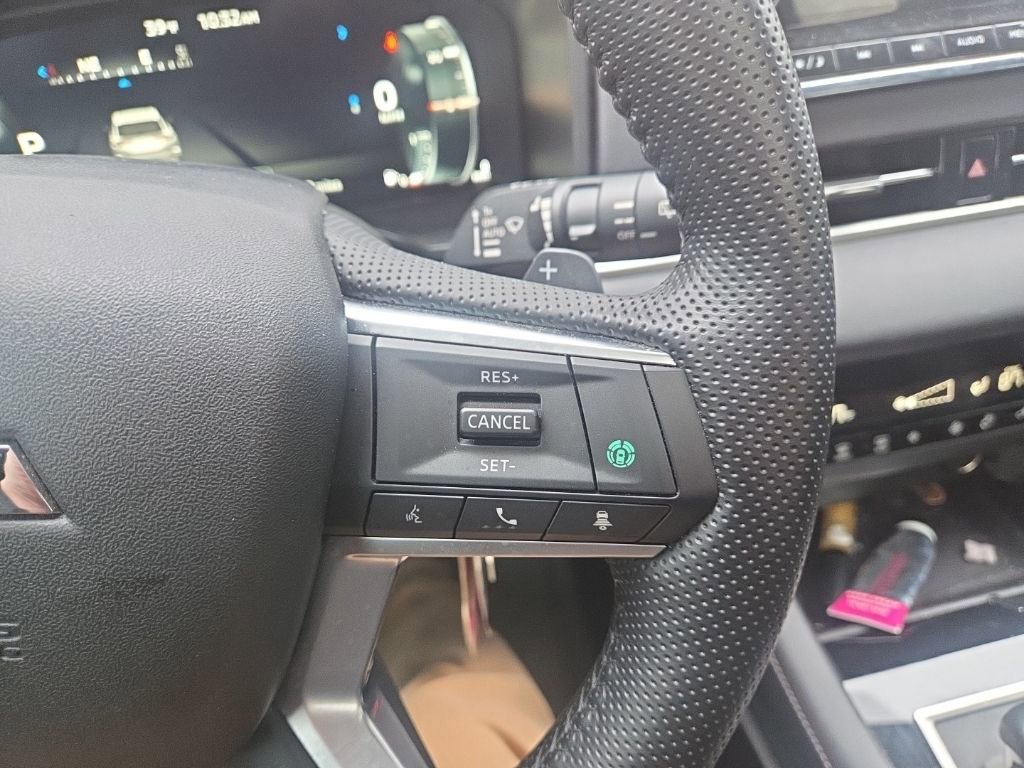 Used 2023 Mitsubishi Outlander SE image 20