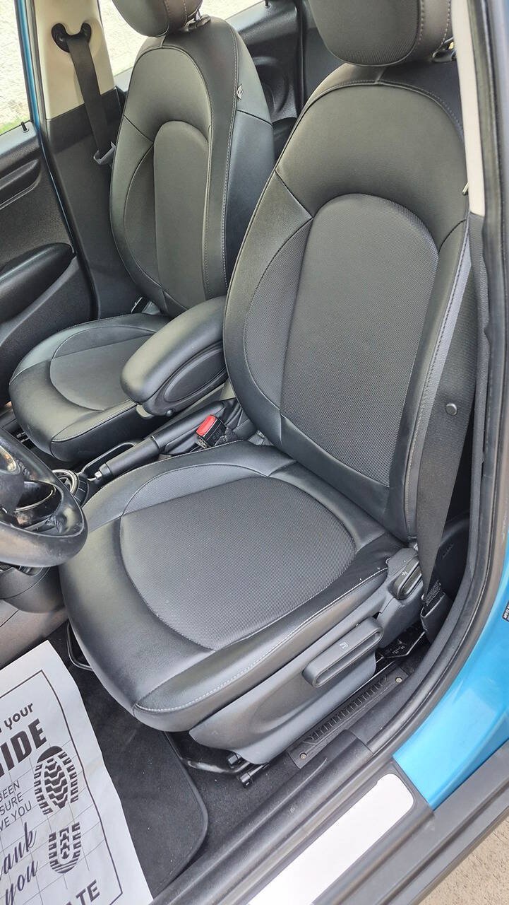 Used 2015 MINI Cooper 4-Door Hardtop FWD image 21