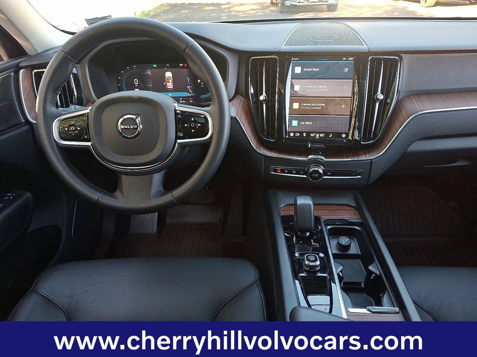 Certified 2024 Volvo XC60 T8 Plus w/ Protection Package Premier image 11