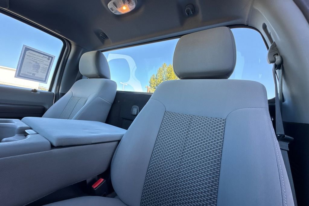 Used 2016 Ford F250 XL w/ Power Equipment Group image 13