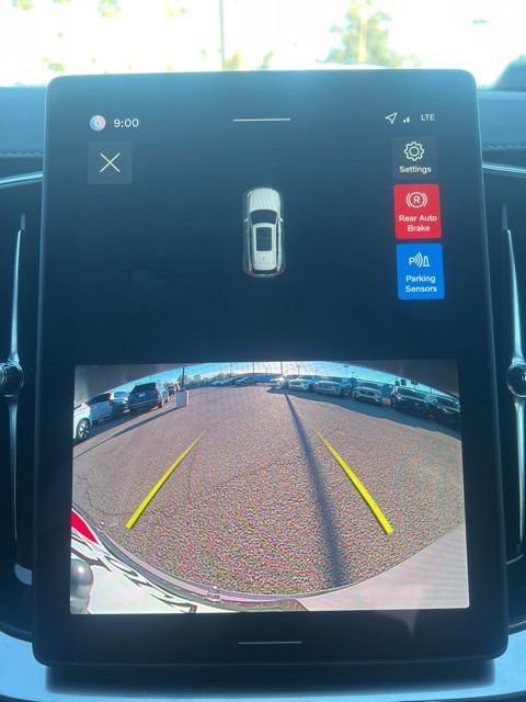 New 2026 Volvo XC90 B6 Core image 15