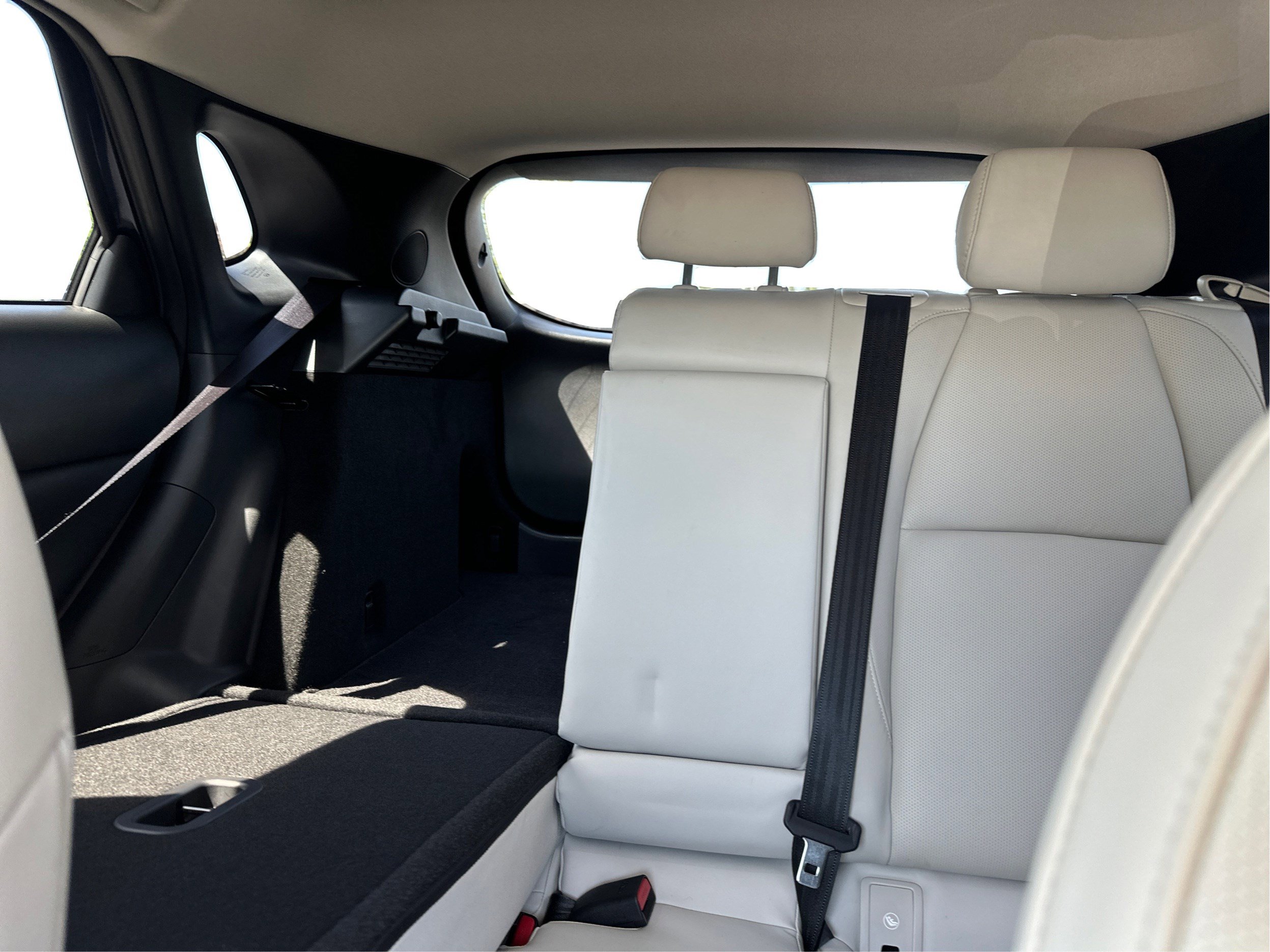 Certified 2025 MAZDA CX-30 AWD 2.5 S w/ Premium Package image 13