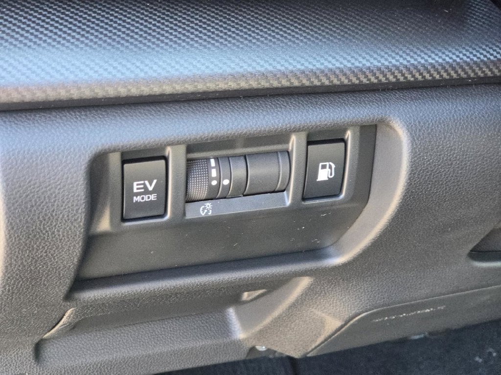 New 2026 Subaru Crosstrek 2.5i Limited AWD/4WD image 15