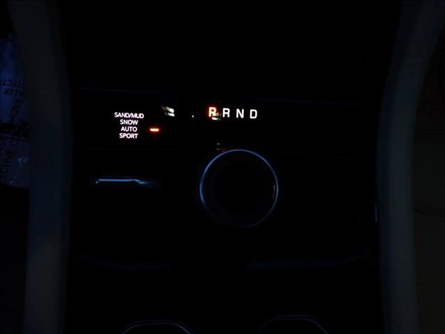 Used 2023 Jeep Grand Cherokee L Limited w/ Luxury Tech Group II AWD/4WD image 20