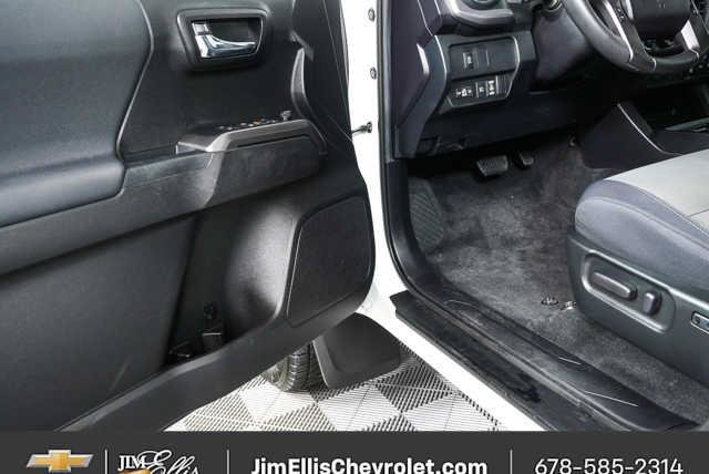 Used 2022 Toyota Tacoma TRD Sport w/ Technology Package AWD/4WD image 7