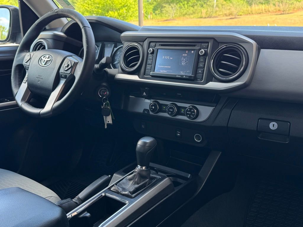 Used 2016 Toyota Tacoma SR5 w/ Towing Package RWD image 22