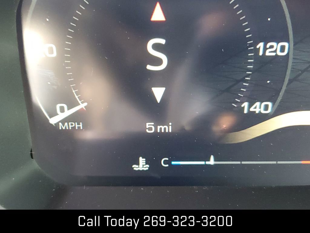 New 2026 GMC Sierra 1500 Elevation image 12