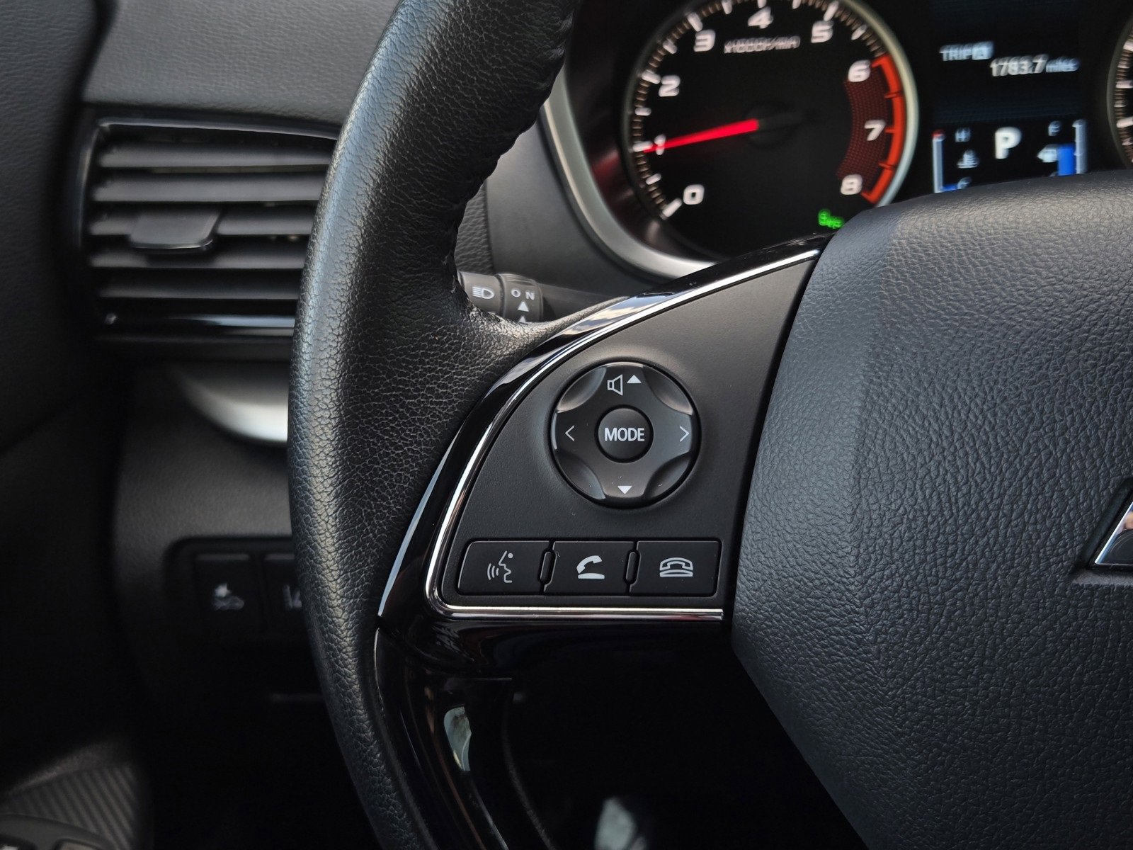 Used 2024 Mitsubishi Eclipse Cross SE image 22