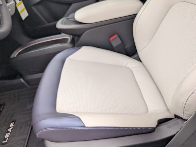 New 2026 Nissan Leaf SV+ w/ Floor Mat Package (SV+) FWD image 23