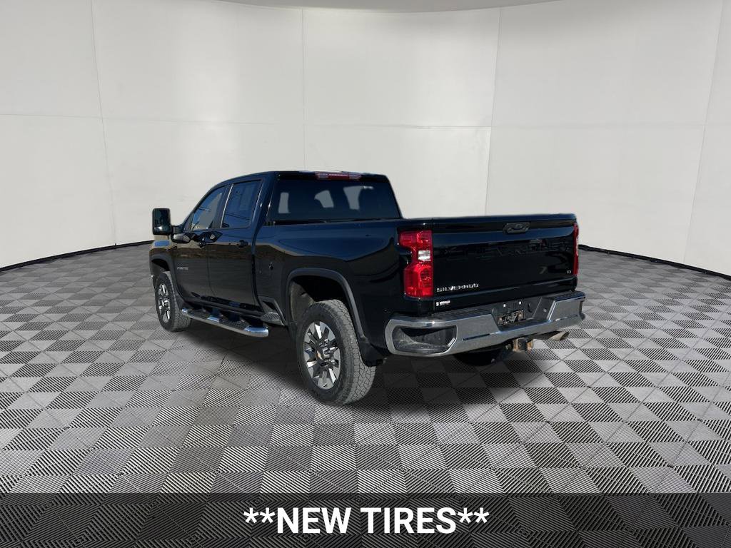 Certified 2023 Chevrolet Silverado 2500 LT w/ Convenience Package AWD/4WD image 3