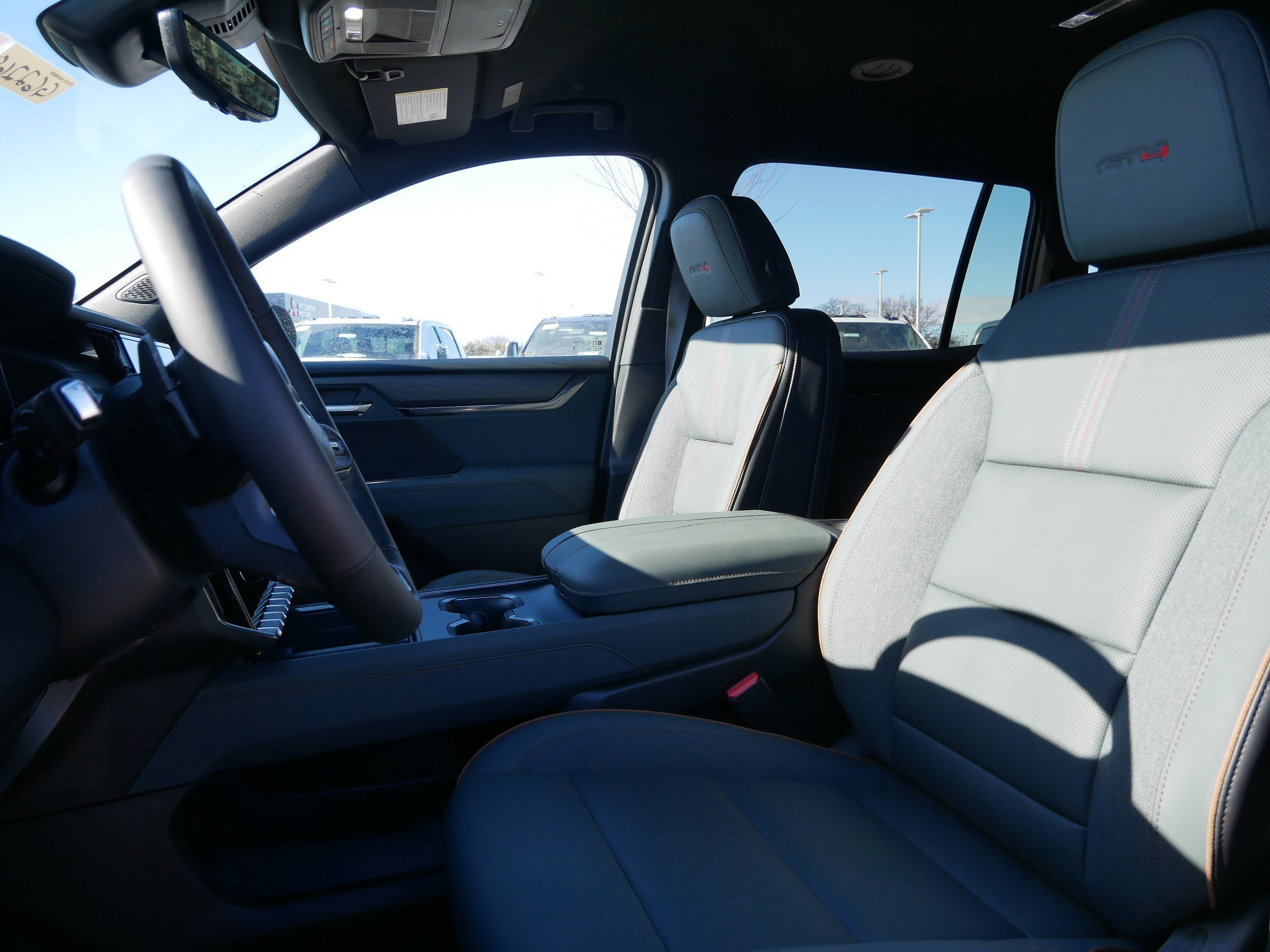 New 2026 GMC Acadia AT4 w/ Luxury Package image 4