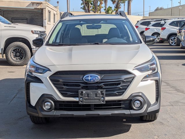Used 2024 Subaru Outback Onyx Edition AWD/4WD image 2