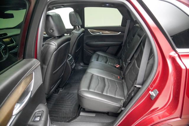 Used 2017 Cadillac XT5 Platinum w/ Driver Assist Package image 24