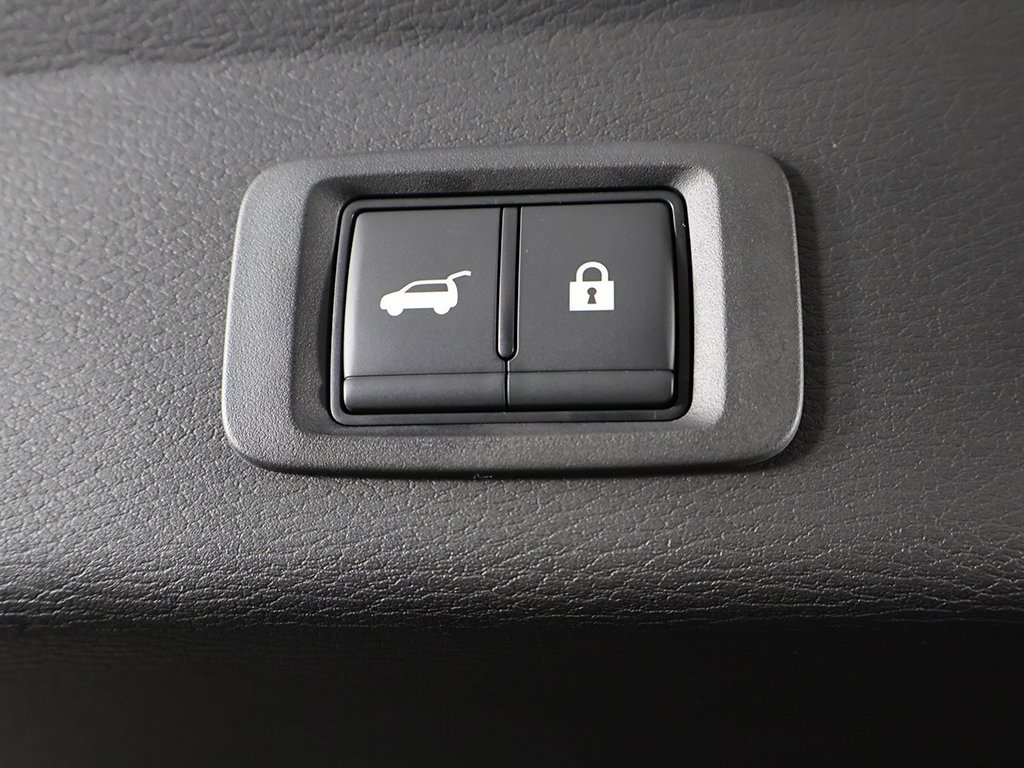 New 2025 Mitsubishi Outlander SE image 50