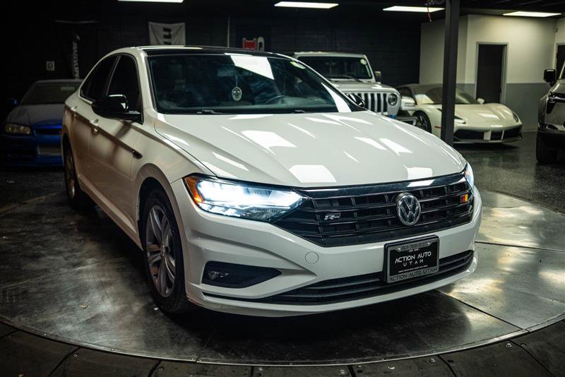 Used 2021 Volkswagen Jetta R-Line w/ R-Line Cold Weather Package FWD image 5