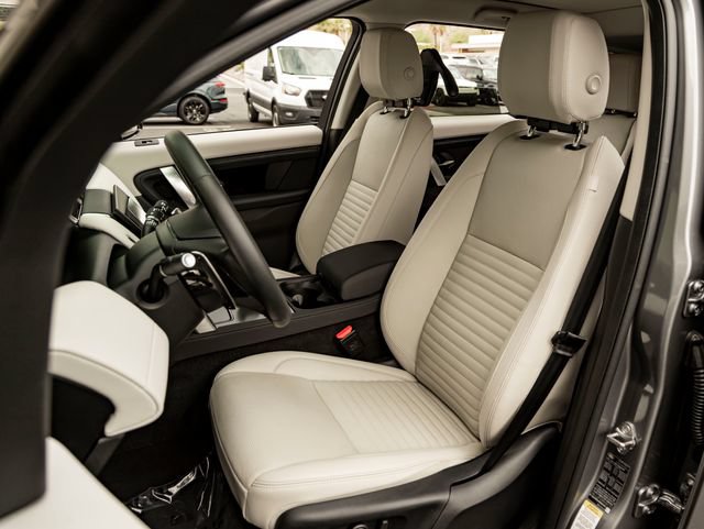 New 2024 Land Rover Discovery Sport S AWD/4WD image 13