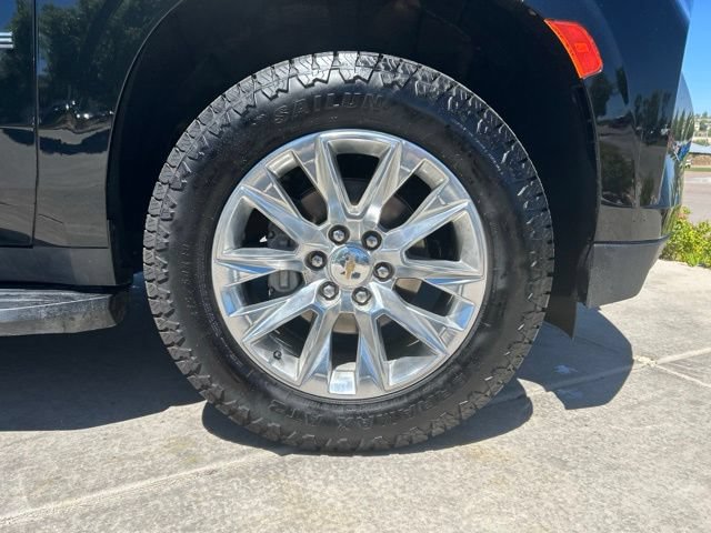 Used 2024 Chevrolet Tahoe Premier AWD/4WD image 10