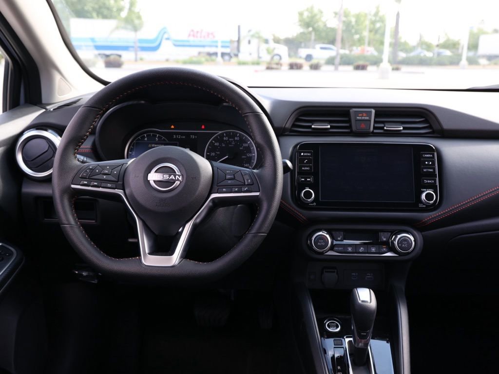 New 2025 Nissan Versa SR image 21