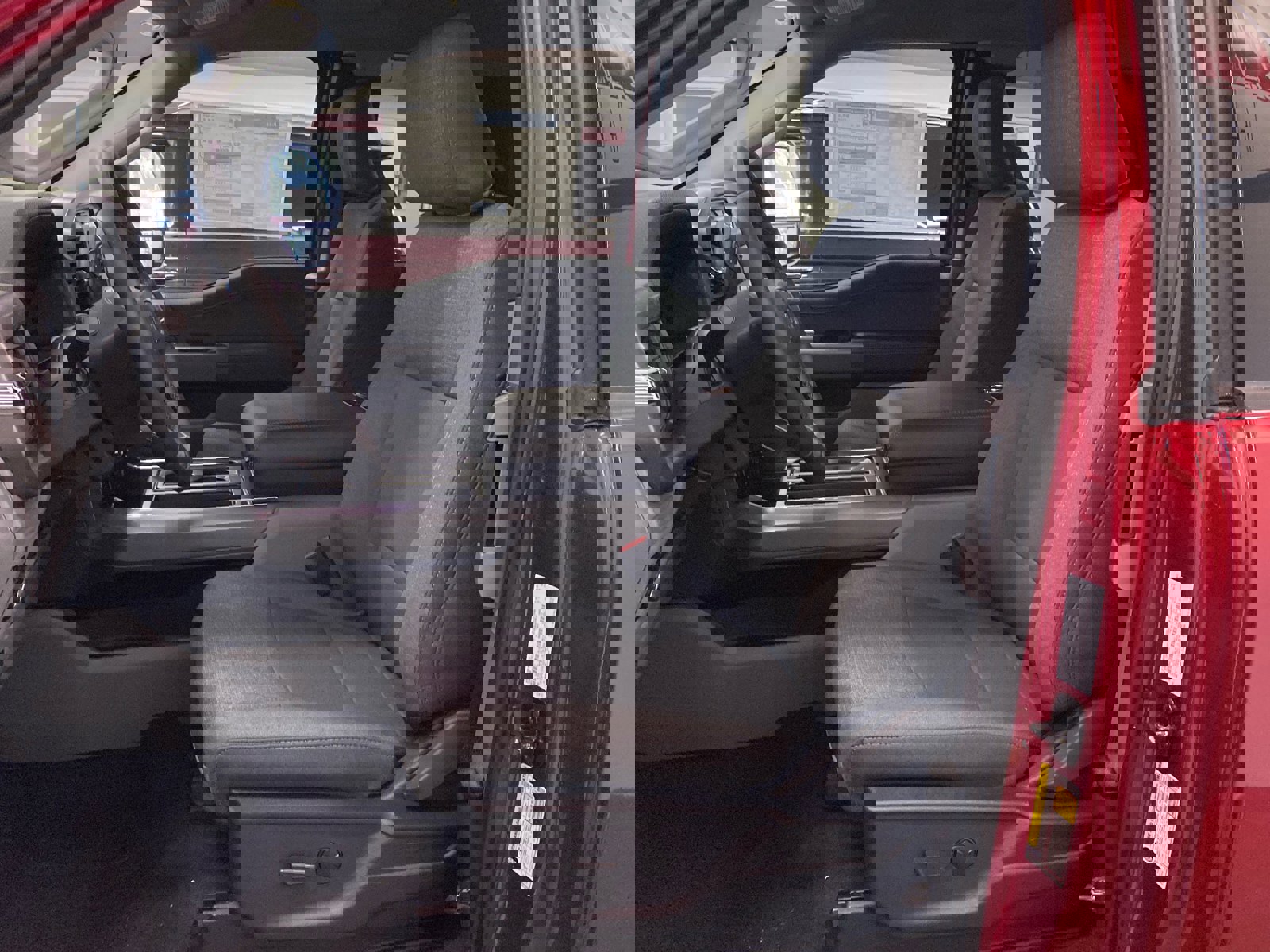 New 2026 Ford F150 XLT w/ XLT Chrome Appearance Package image 17