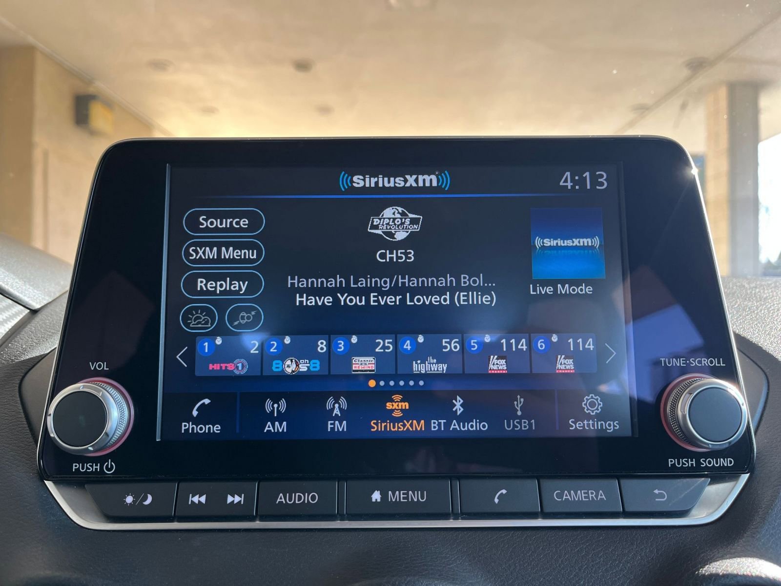 Used 2025 Nissan Sentra SV FWD image 20