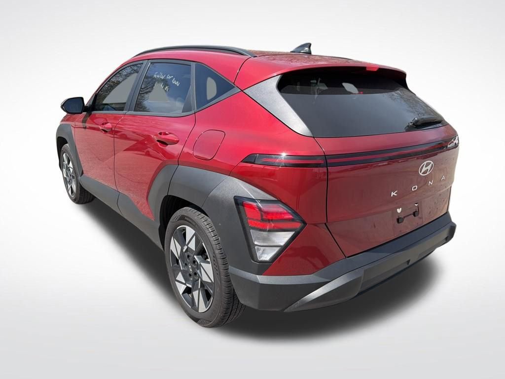 Used 2025 Hyundai Kona SEL image 13