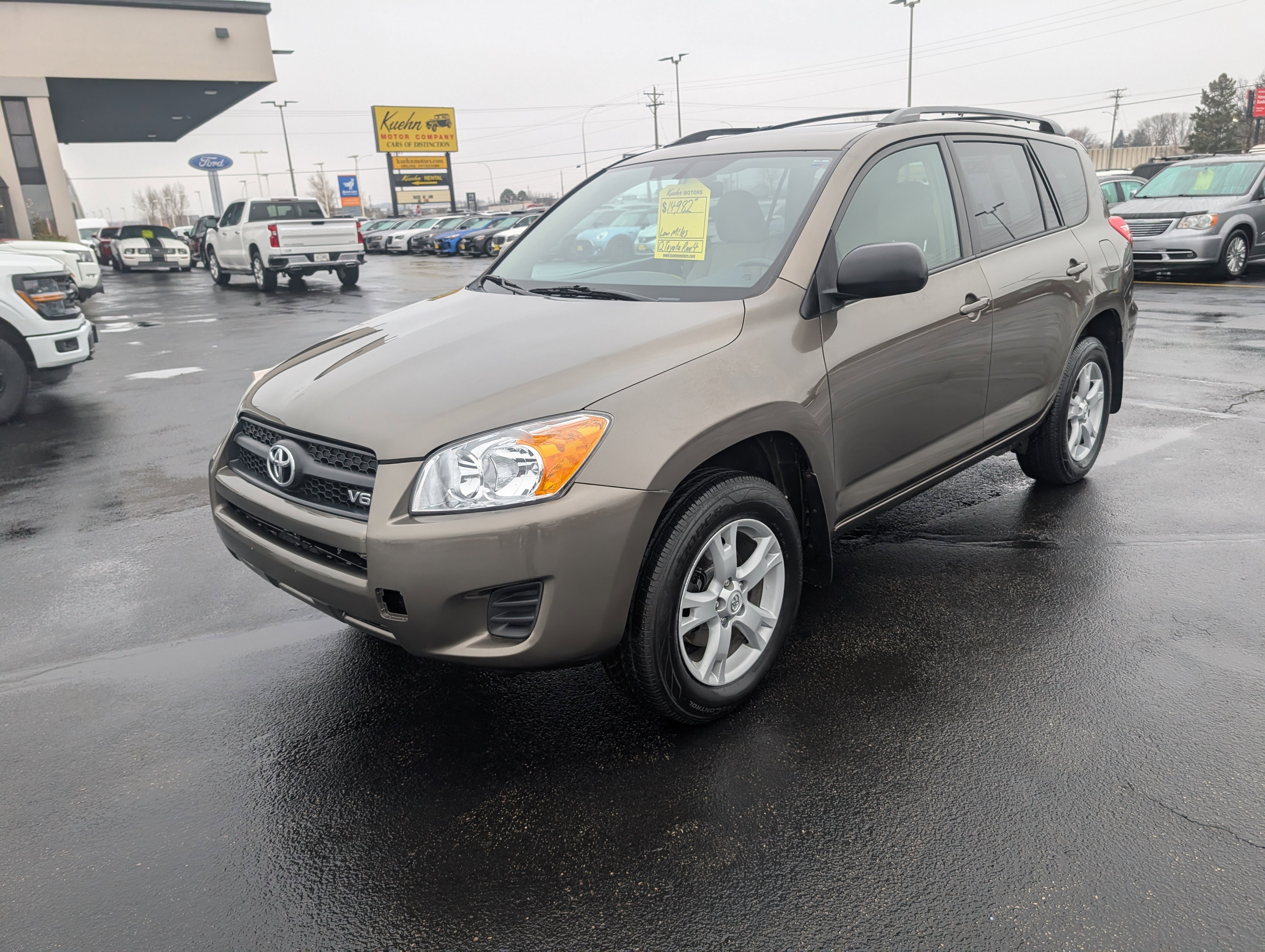 Used 2012 Toyota RAV4 4WD V6 image 4