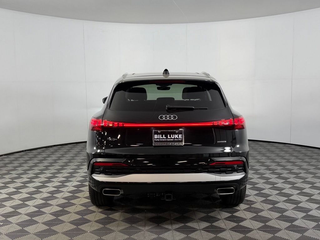 Used 2025 Audi Q5 Premium w/ Convenience Package AWD/4WD image 9