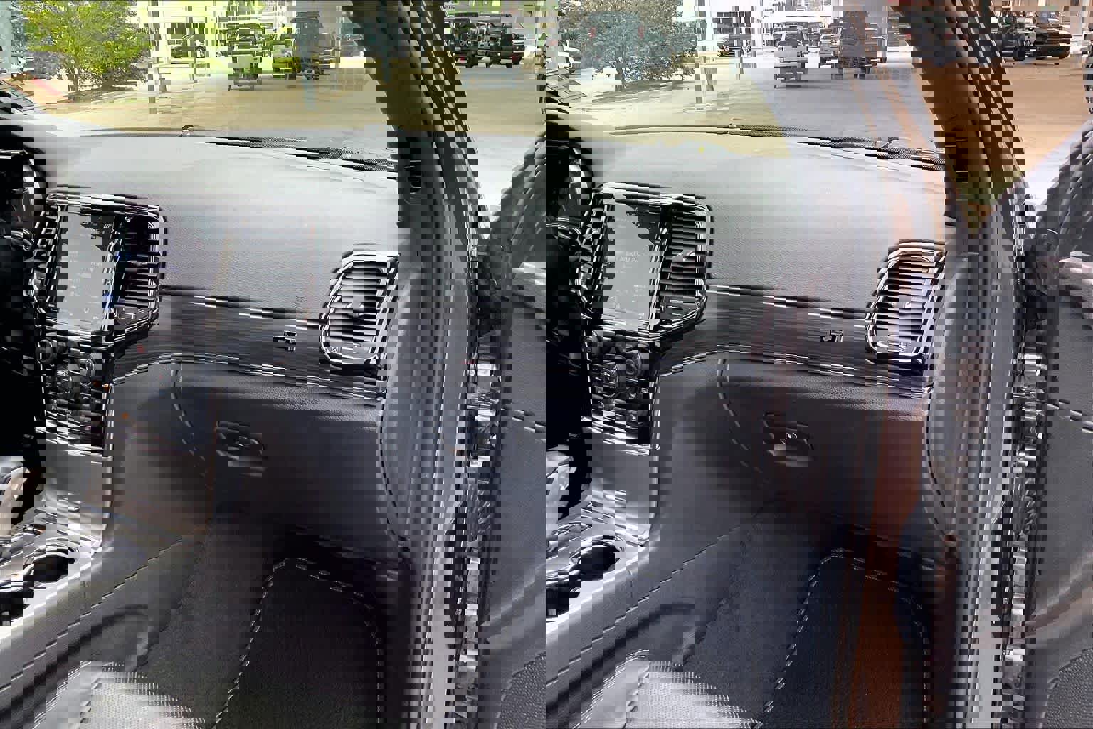 Used 2021 Jeep Grand Cherokee Limited w/ Quick Order Package 28K 80th AWD/4WD image 18