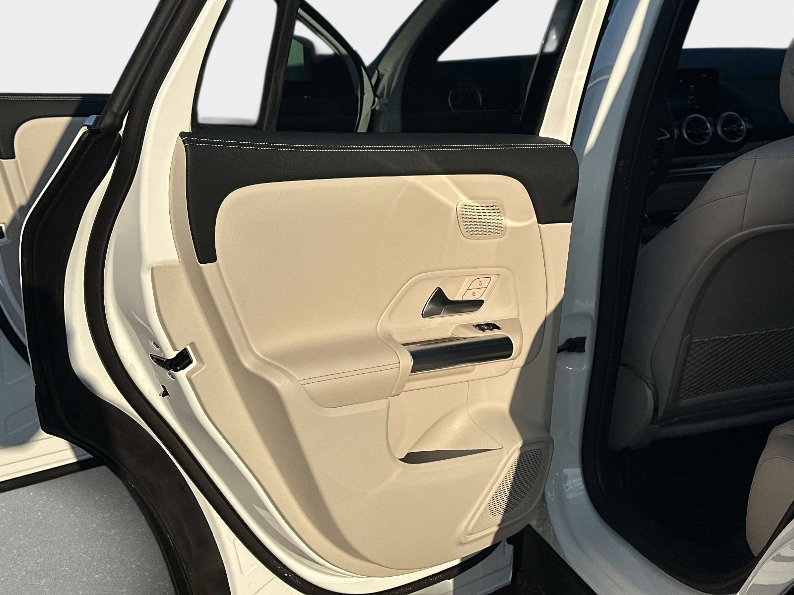 Used 2026 Mercedes-Benz GLA 250 image 12