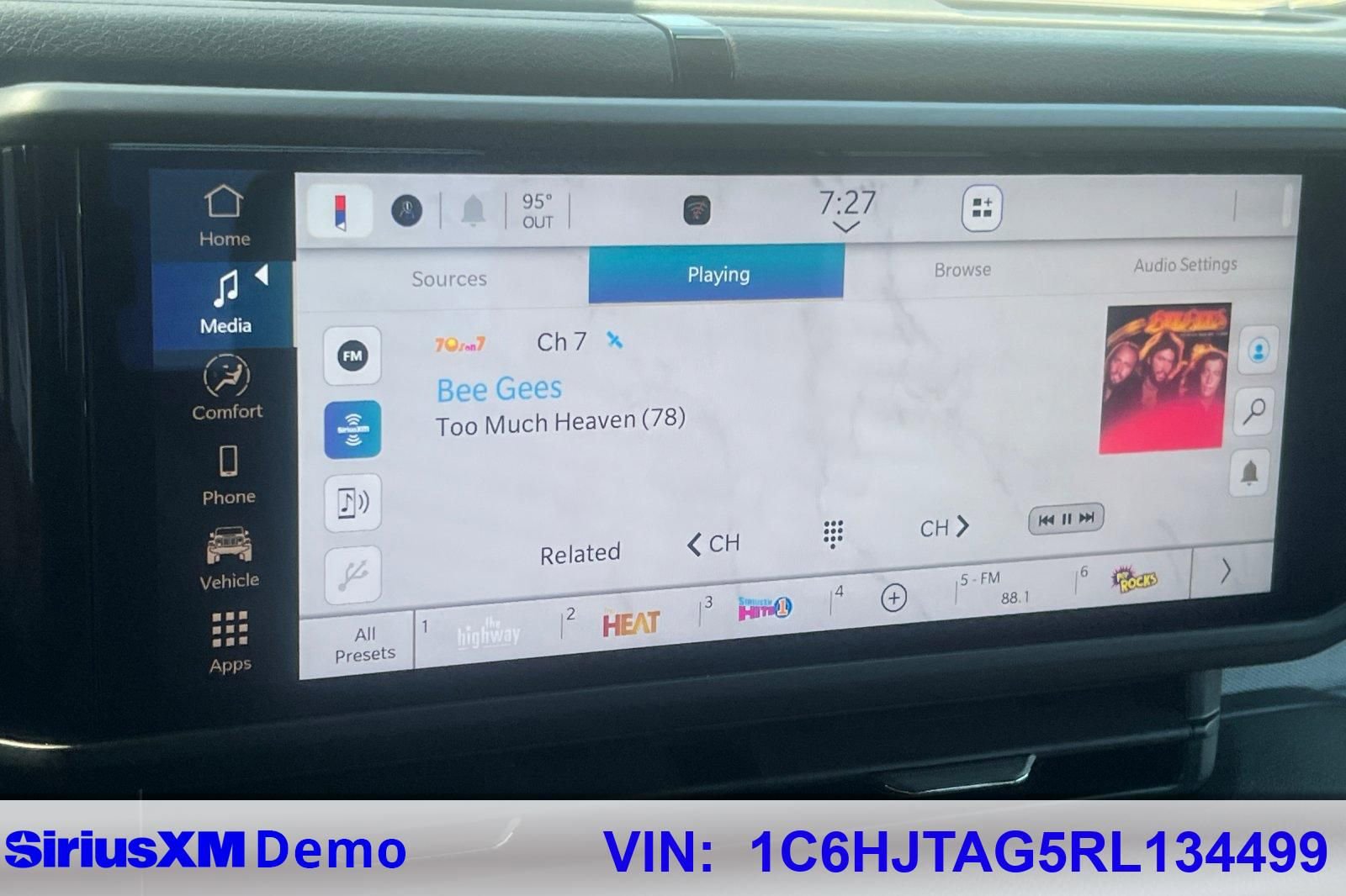 Used 2024 Jeep Gladiator Sport image 23