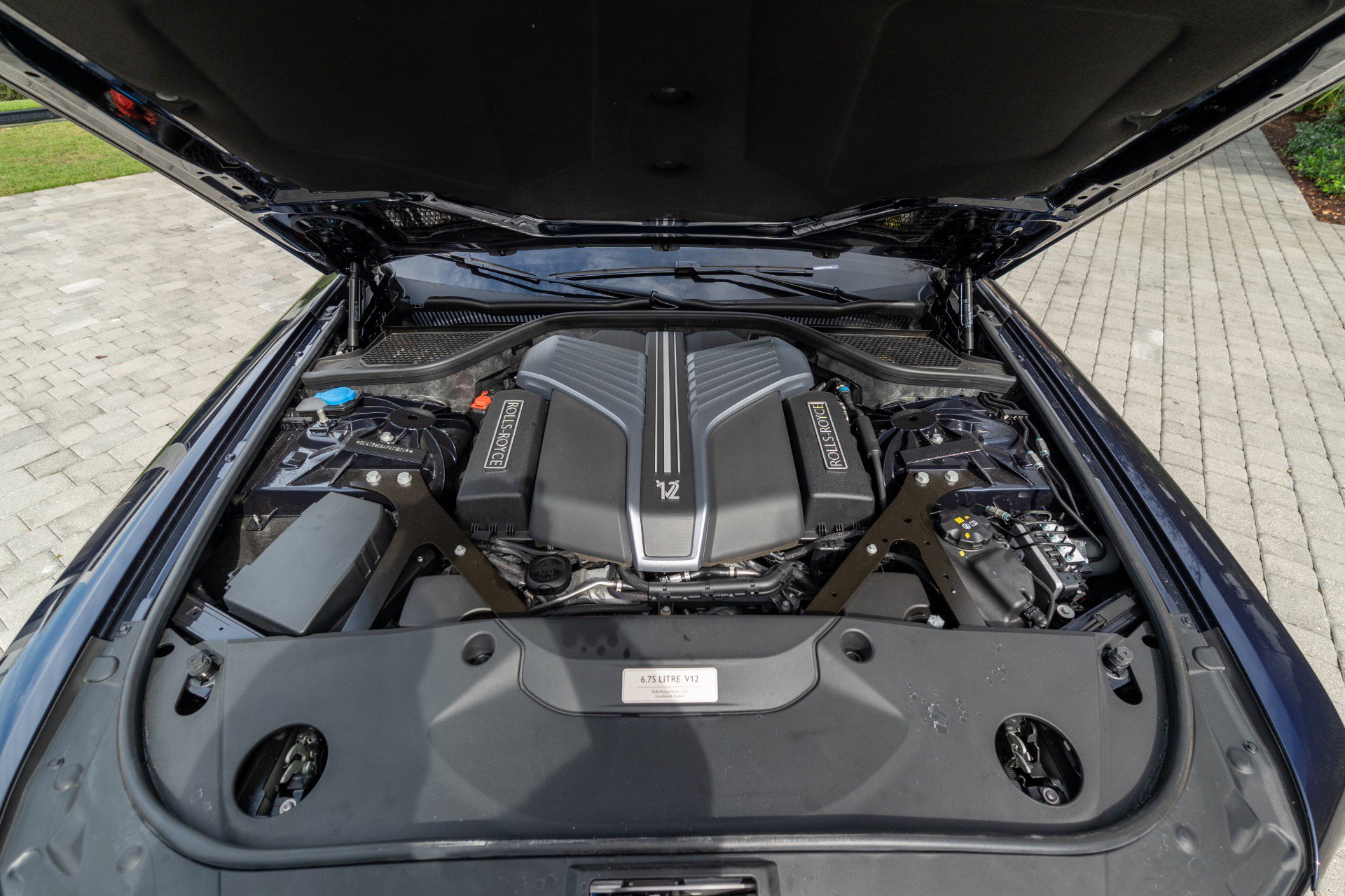 Used 2023 Rolls-Royce Ghost Black Badge w/ Black Badge Ghost Package AWD/4WD image 82