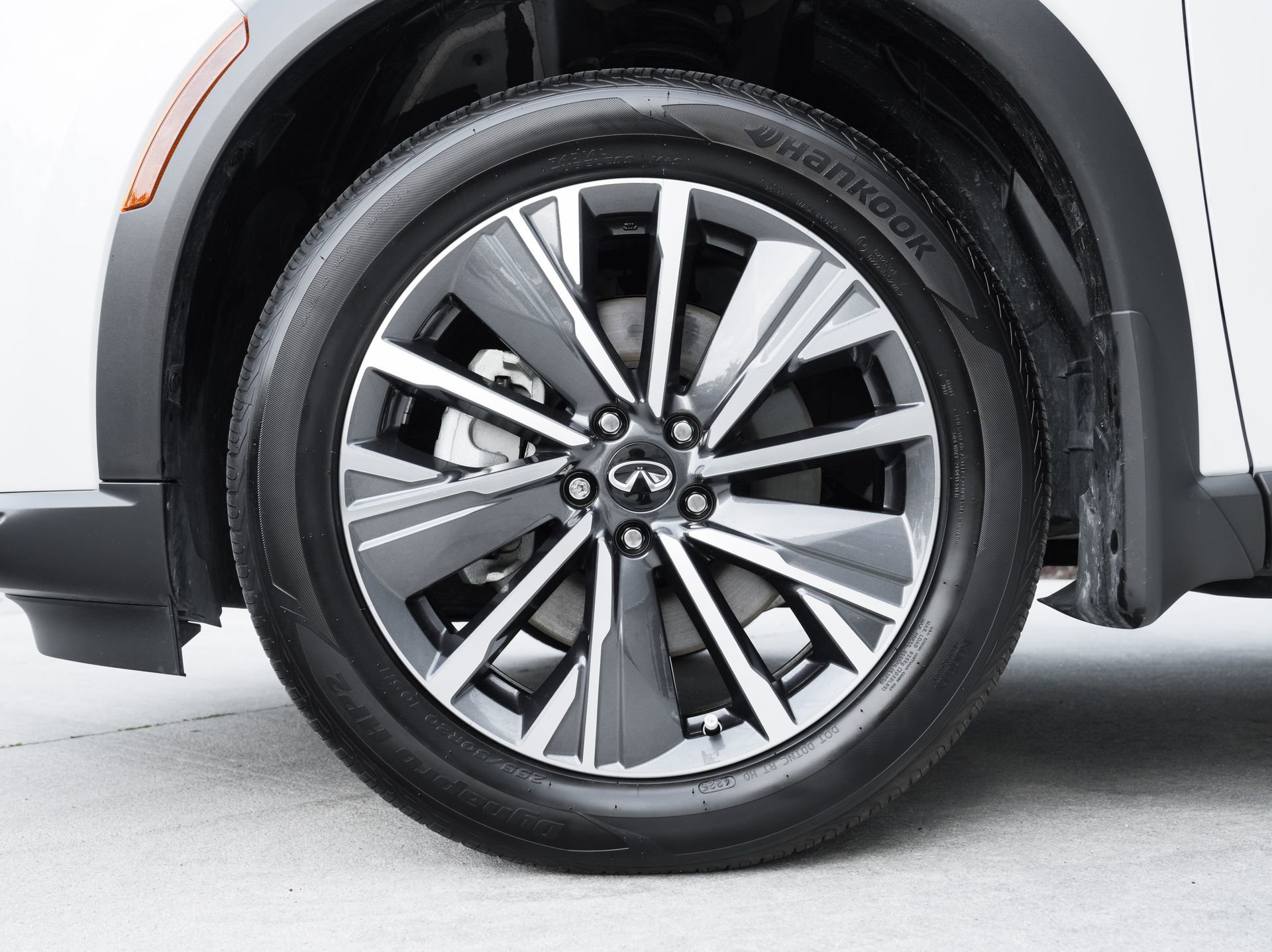 Certified 2026 INFINITI QX60 Luxe w/ Cargo Package FWD image 29