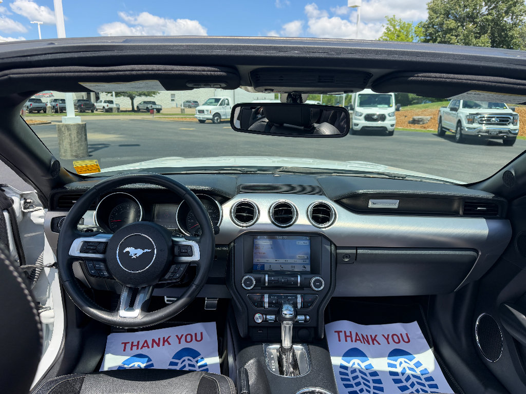 Used 2018 Ford Mustang Premium RWD image 33