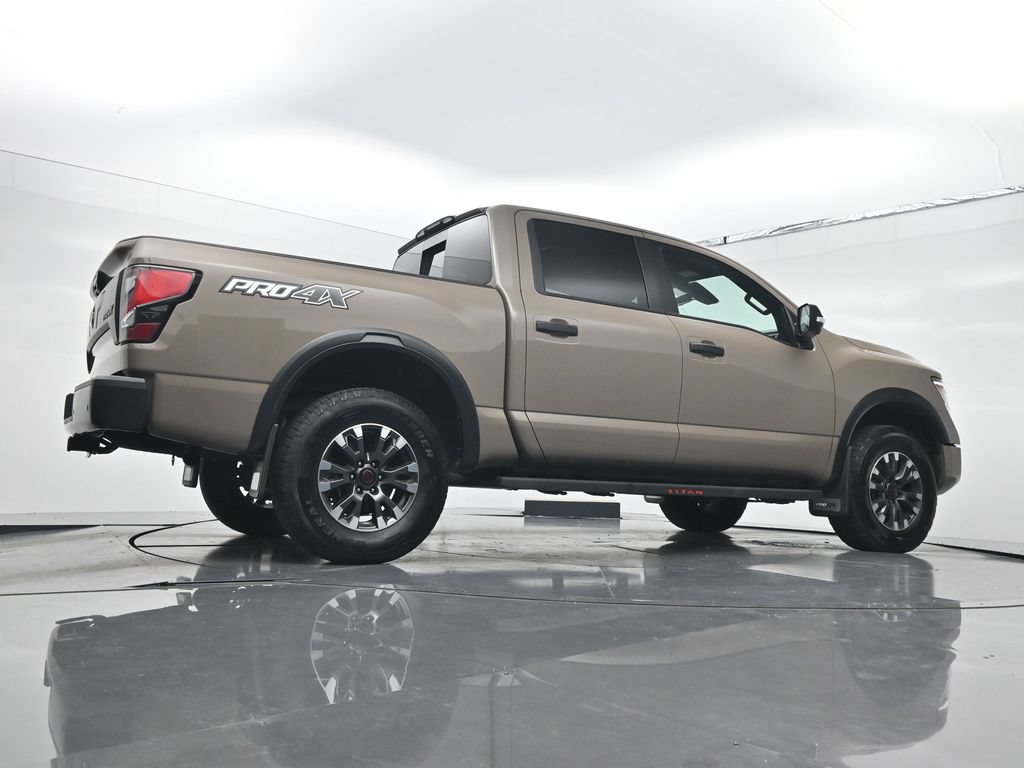 Used 2024 Nissan Titan PRO-4X w/ Pro-4x Convenience Package AWD/4WD image 26
