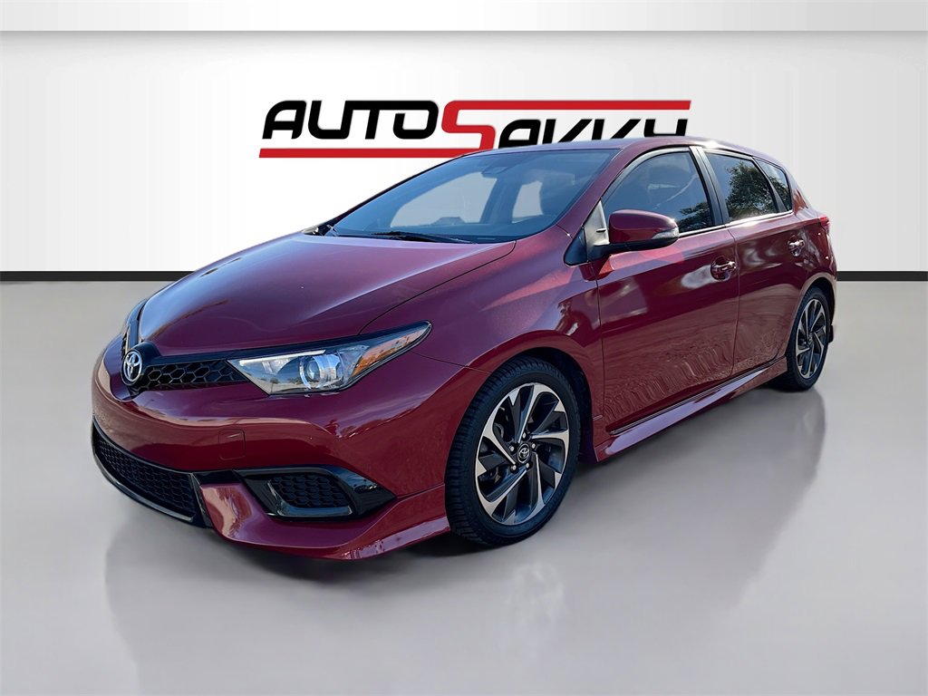 Used 2017 Toyota Corolla iM image 3