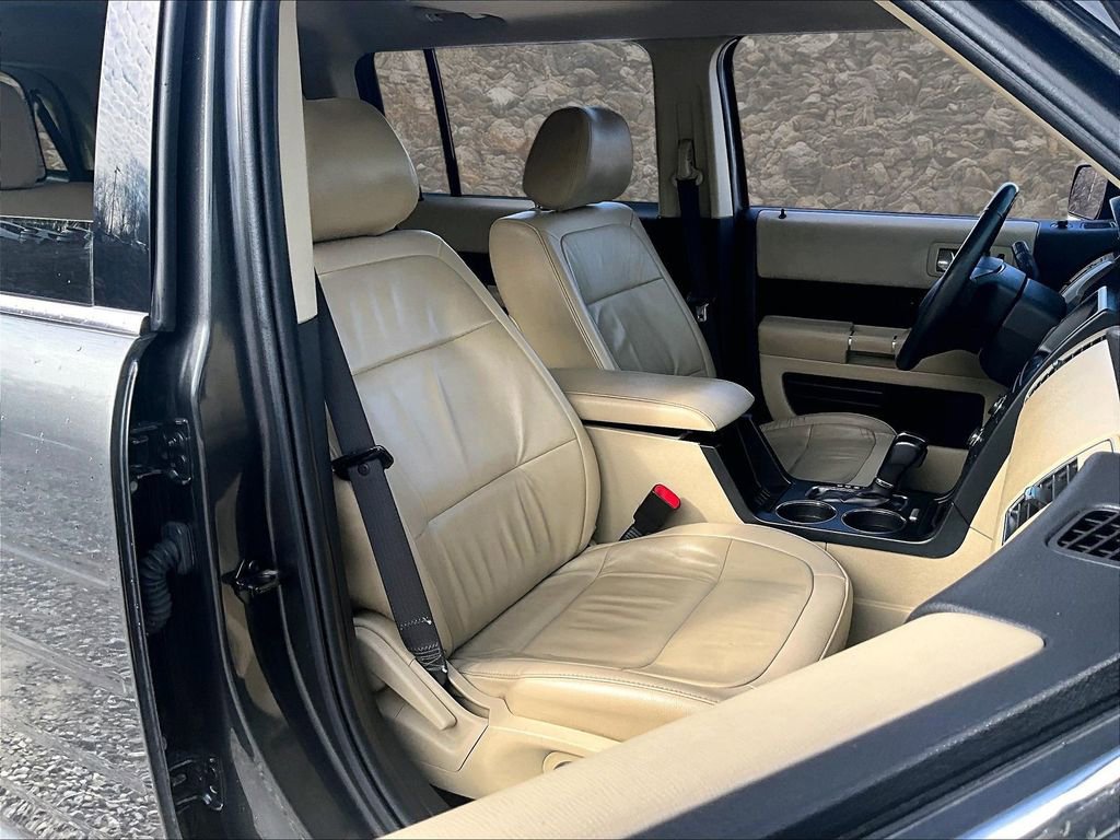 Used 2019 Ford Flex SEL w/ Equipment Group 202A image 7