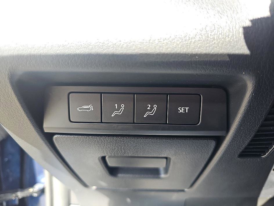 Used 2022 MAZDA CX-30 AWD 2.5 S w/ Premium Package image 14