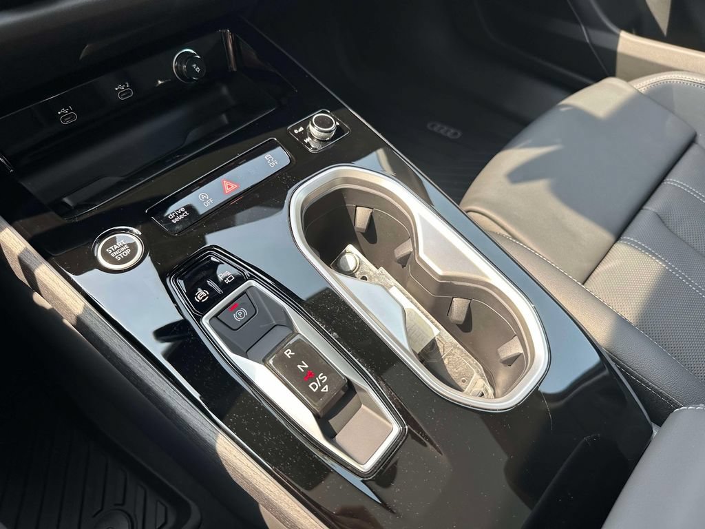 New 2026 Audi A6 Premium Plus AWD/4WD image 29