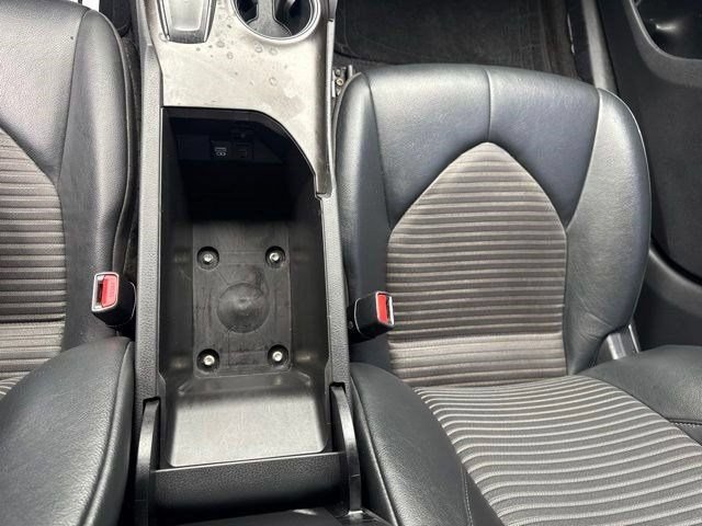 Used 2023 Toyota Camry SE FWD image 31