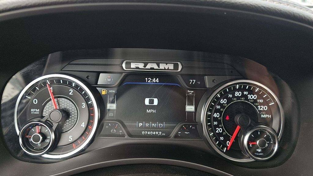 Used 2023 RAM 2500 Laramie AWD/4WD image 16